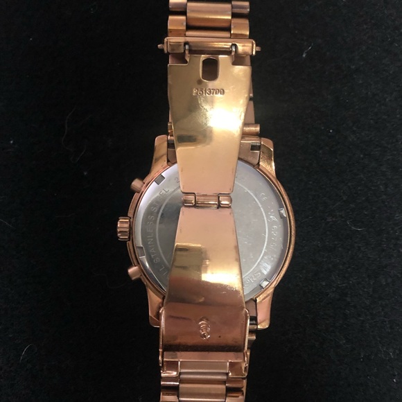 MICHAEL KORS WATCH - Picture 3 of 3